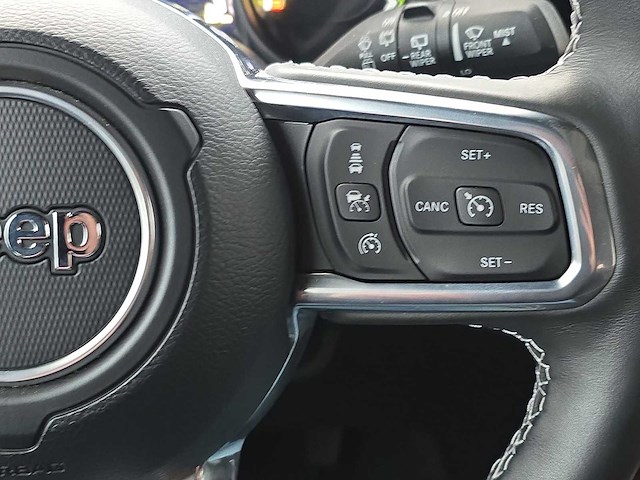 Jeep wrangler unlimited 4xe 380 sahara irmscher no. 007/100 2023 | 62-63-92 - afbeelding 10 van  29