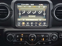 Jeep wrangler unlimited 4xe 380 sahara irmscher no. 007/100 2023 | 62-63-92 - afbeelding 15 van  29