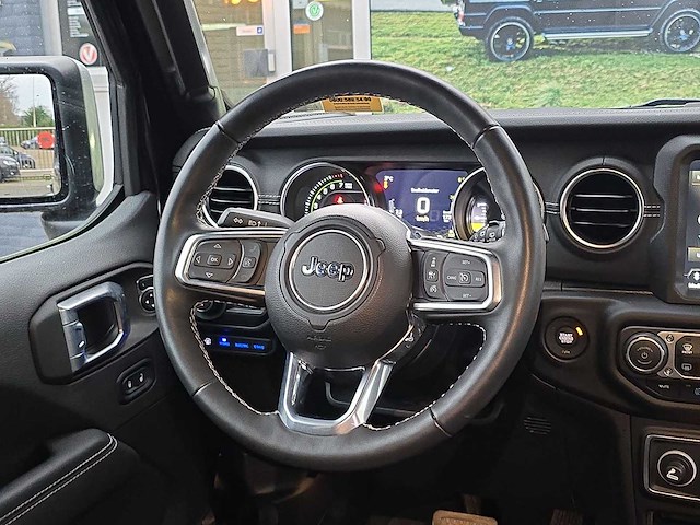 Jeep wrangler unlimited 4xe 380 sahara irmscher no. 007/100 2023 | 62-63-92 - afbeelding 8 van  29