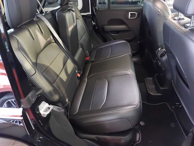 Jeep wrangler unlimited irmscher cross edition 381hp 2.0 4xe plug-in hybrid sahara 2023 | 62-64-09 - afbeelding 9 van  50