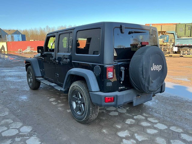 Jeep wrangler unlimited personenauto - afbeelding 12 van  17