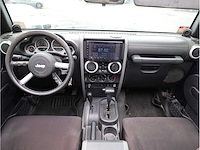Jeep wrangler unlimited sahara 3.8 4wd automaat 2008 - afbeelding 7 van  27