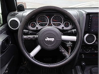 Jeep wrangler unlimited sahara 3.8 4wd automaat 2008 - afbeelding 9 van  27