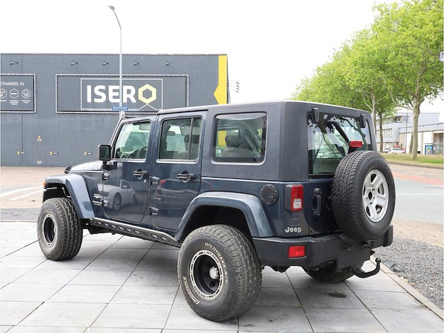 Jeep wrangler unlimited sahara 3.8 4wd automaat 2008 - afbeelding 21 van  27