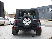 Jeep wrangler unlimited sahara 3.8 4wd automaat 2008 - afbeelding 22 van  27