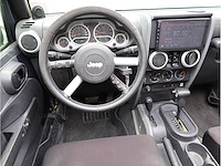 Jeep wrangler unlimited sahara 3.8 4wd automaat 2008 - afbeelding 8 van  26