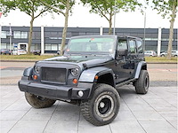Jeep wrangler unlimited sahara 3.8 4wd automaat 2008