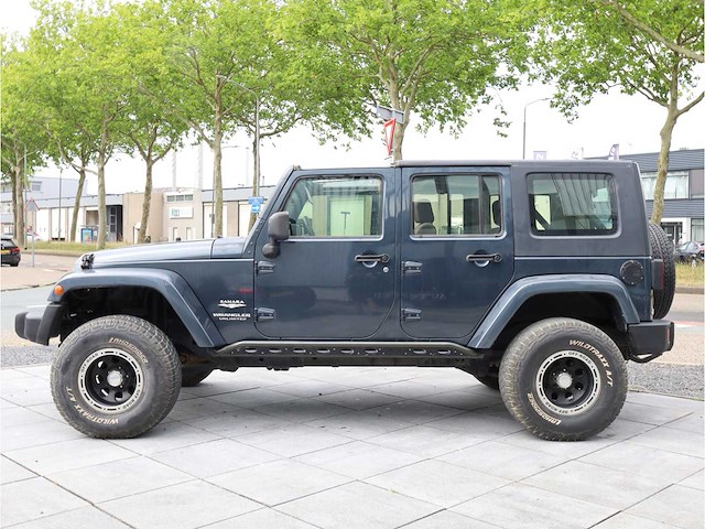 Jeep wrangler unlimited sahara 3.8 4wd automaat 2008 - afbeelding 12 van  26