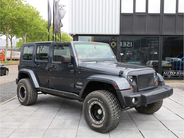 Jeep wrangler unlimited sahara 3.8 4wd automaat 2008 - afbeelding 25 van  27
