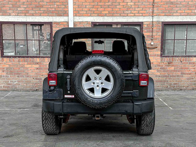 Jeep wrangler unlimited sport 3.8 v6 199pk 2011 - afbeelding 5 van  41