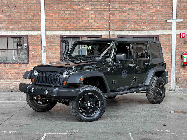 Jeep wrangler unlimited sport 3.8 v6 199pk 2011 - afbeelding 12 van  41
