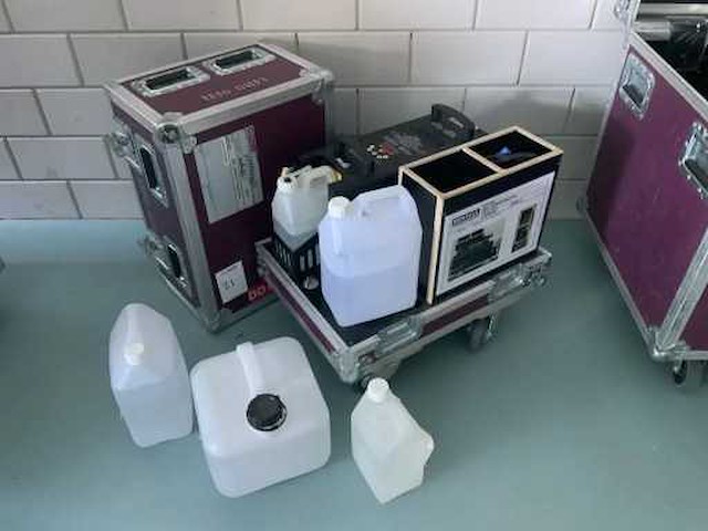 Jem compact hazer pro rookmachine - afbeelding 4 van  5