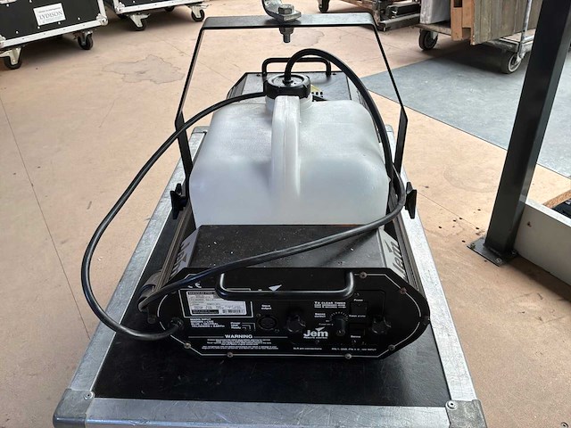 Jem magnum pro 2000 rookmachine - afbeelding 3 van  5