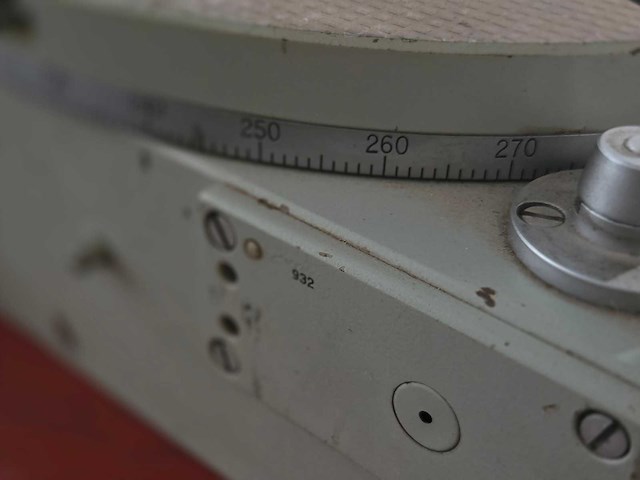 Jena - t-gleuf elektrische opspantafel - afbeelding 16 van  16