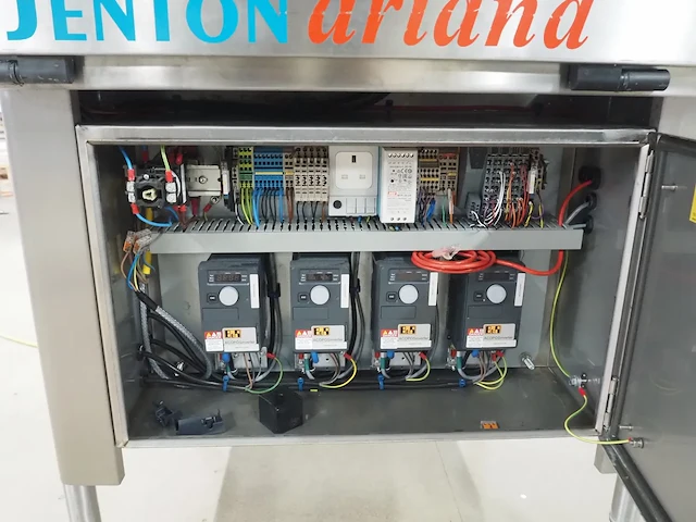 Jenton ariana - afbeelding 10 van  10