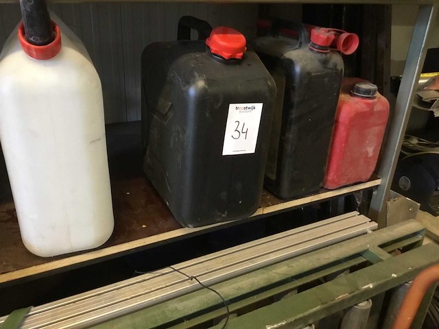 Jerrycan overige garage inventaris (4x) - afbeelding 1 van  3
