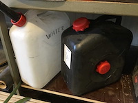 Jerrycan overige garage inventaris (4x) - afbeelding 2 van  3