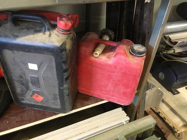 Jerrycan overige garage inventaris (4x) - afbeelding 3 van  3