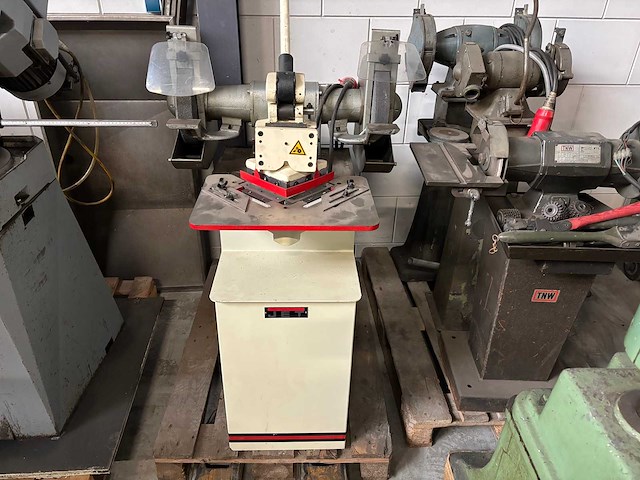 Jet - 150/2 - uithoekmachine - afbeelding 1 van  3