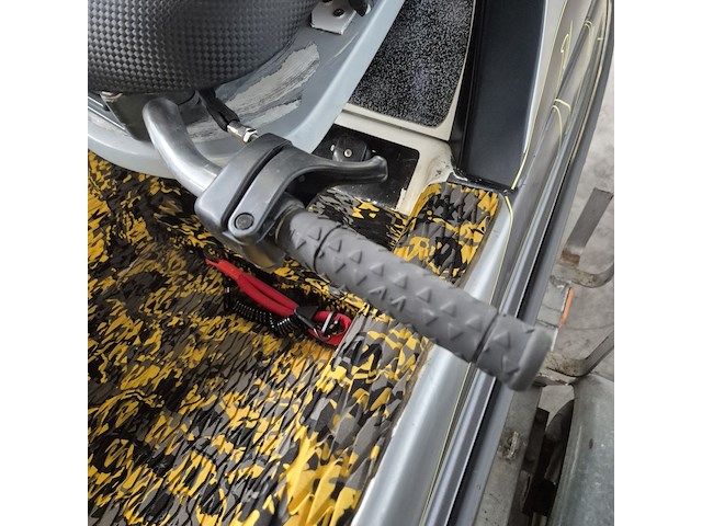 Jetski met trailer, yamaha, superjet 700 - afbeelding 25 van  31