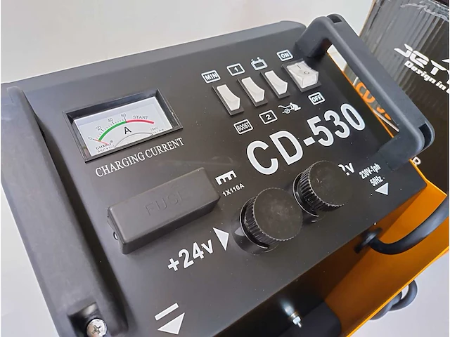 Jettool - 2025 - cd-530 - startbooster/lader 12/24v - afbeelding 2 van  6