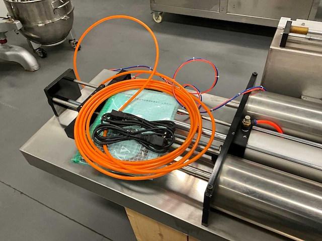 Jf-ii-5000 semi-automatische vulmachine - afbeelding 10 van  10