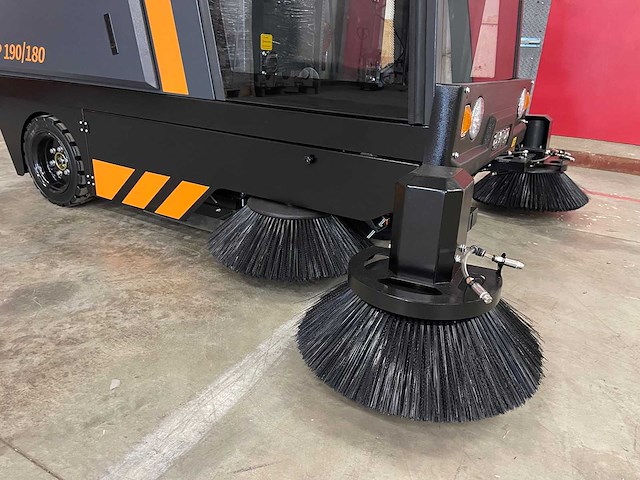 Jienuo - cg-sp 190/180 - schoonmaakwagen - afbeelding 1 van  10