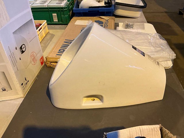 Jika golem urinoir - afbeelding 1 van  3