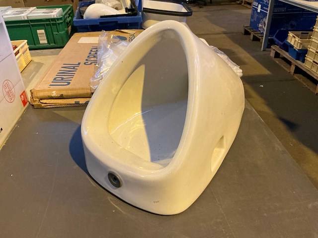 Jika golem urinoir - afbeelding 2 van  3