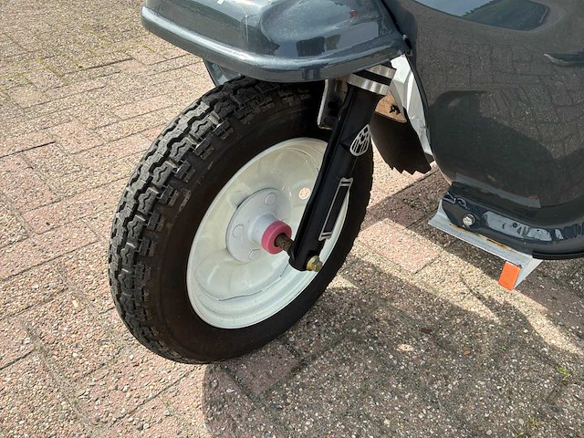 Jindalu elektrische foodtruck tuk-tuk - afbeelding 13 van  24
