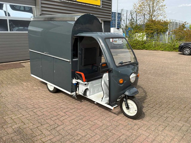 Jindalu elektrische foodtruck tuk-tuk - afbeelding 24 van  24