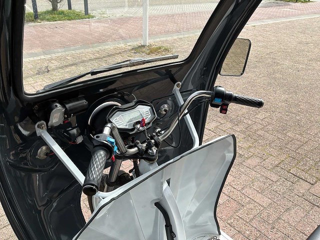 Jindalu elektrische foodtruck tuk-tuk - afbeelding 7 van  8