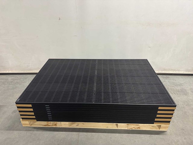 Jinko - set van 10 zonnepanelen (440 wp) - hybride omvormer - 14,4 kwh batterij - afbeelding 4 van  19