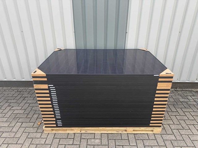 Jinko - set van 30 zonnepanelen (440 wp) - goodwe 12k omvormer - afbeelding 2 van  9