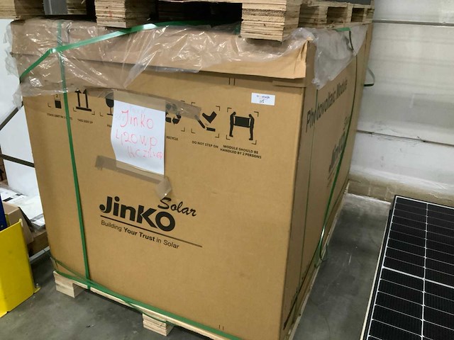 Jinko 420 zonnepaneel (36x) - afbeelding 1 van  2