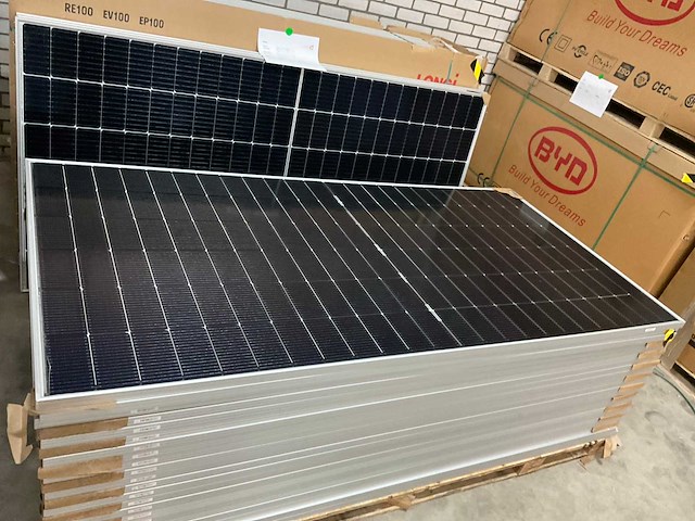 Jinko jkm575n-72hl4-bdv zonnepaneel (22x) - afbeelding 1 van  6