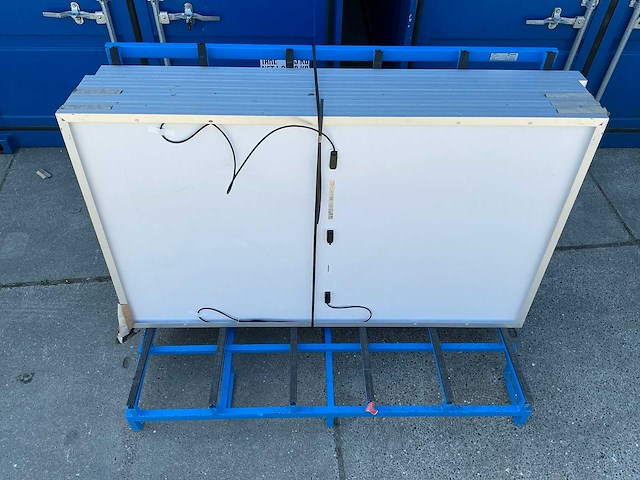 Jinko solar 190x113cm zonnepaneel (13x) - afbeelding 2 van  3