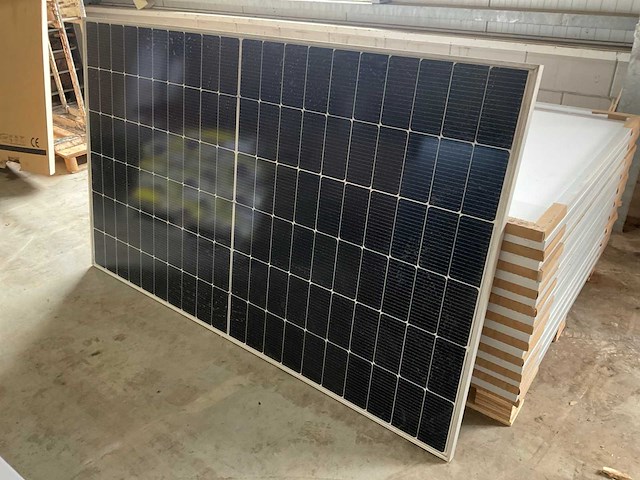 Jinko zonnepaneel (22x) - afbeelding 1 van  2