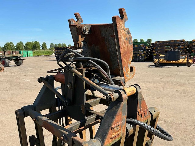 Jkb hydraulische stenenklem - afbeelding 5 van  7