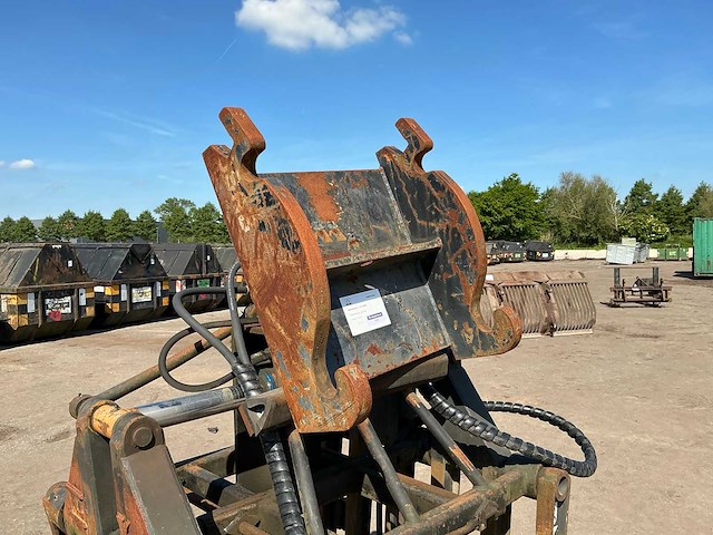 Jkb hydraulische stenenklem - afbeelding 7 van  7