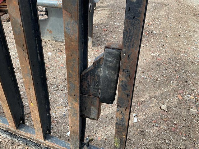 Jkb k2f10 stenenklem - afbeelding 2 van  9