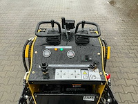 Jl lrt360 minilader / schranklader op rupsen - afbeelding 14 van  21