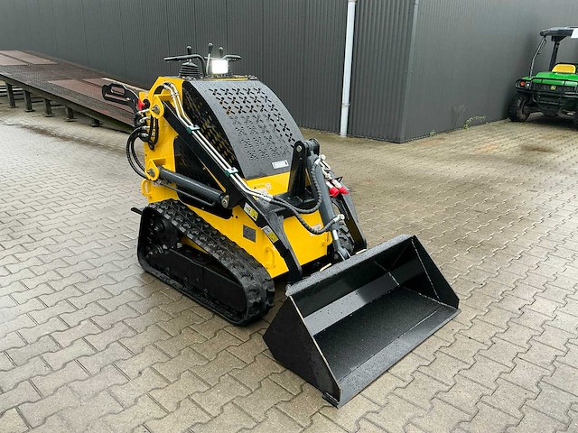 Jl lrt360 minilader / schranklader op rupsen - afbeelding 13 van  17
