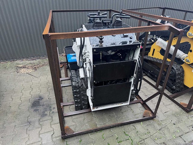 Jl lrt360w minilader / schranklader op rupsen - afbeelding 18 van  25