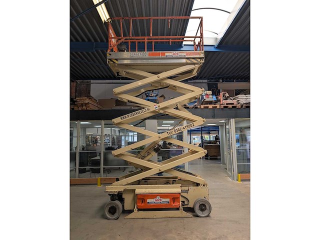 Jlg - 2003 - 2646es - schaarhoogwerker - afbeelding 1 van  1