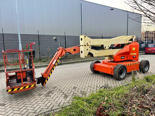 Jlg - 2011 - e450aj - hoogwerker - afbeelding 1 van  12