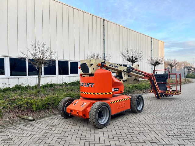 Jlg - 2011 - e450aj - hoogwerker - afbeelding 6 van  12