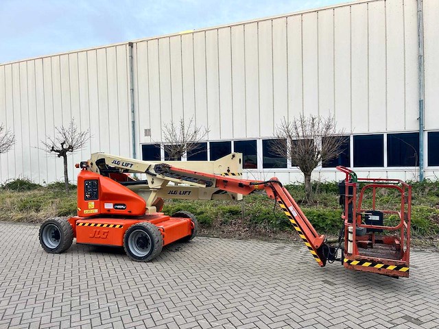 Jlg - 2011 - e450aj - hoogwerker - afbeelding 8 van  12