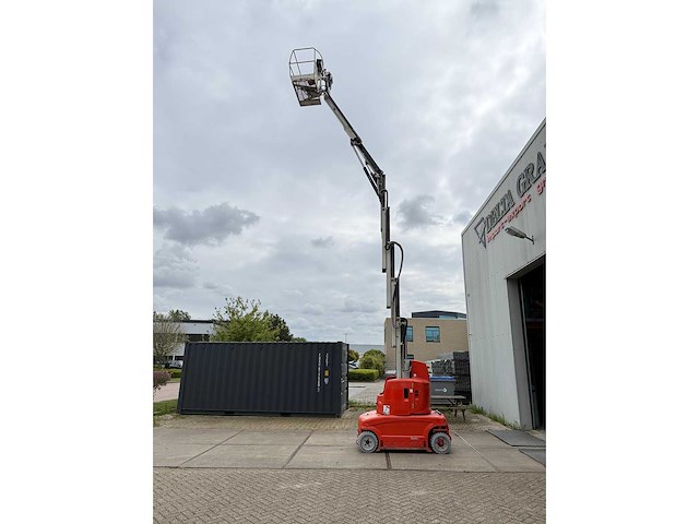 Jlg - 2013 - 1210 - mast hoogwerker met telescoop - afbeelding 31 van  32