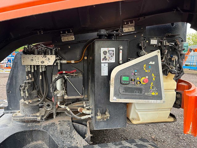 Jlg - 2015 - 400sc - rups telescoop hoogwerker - afbeelding 9 van  26